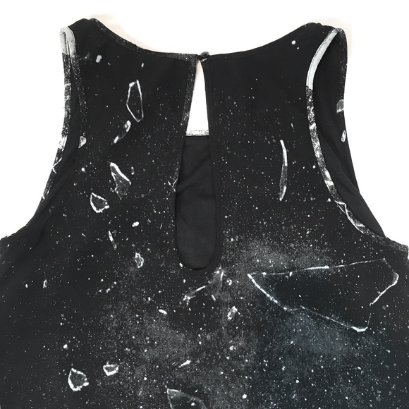 H&M Shattered Glass Tank - Picture 8 of 8